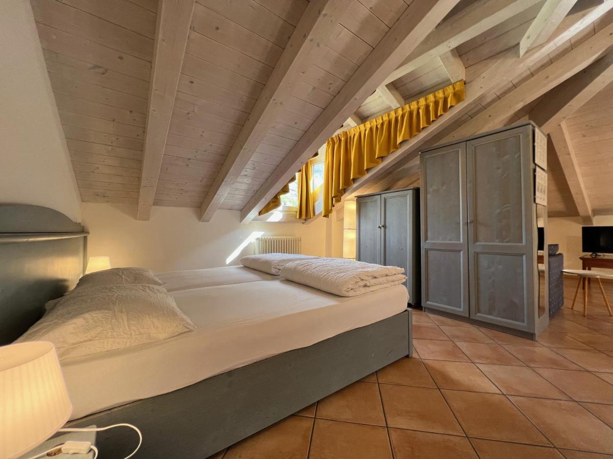 Studio Apartments Baia Azzurra 7 Torbole Sul Garda Bagian luar foto