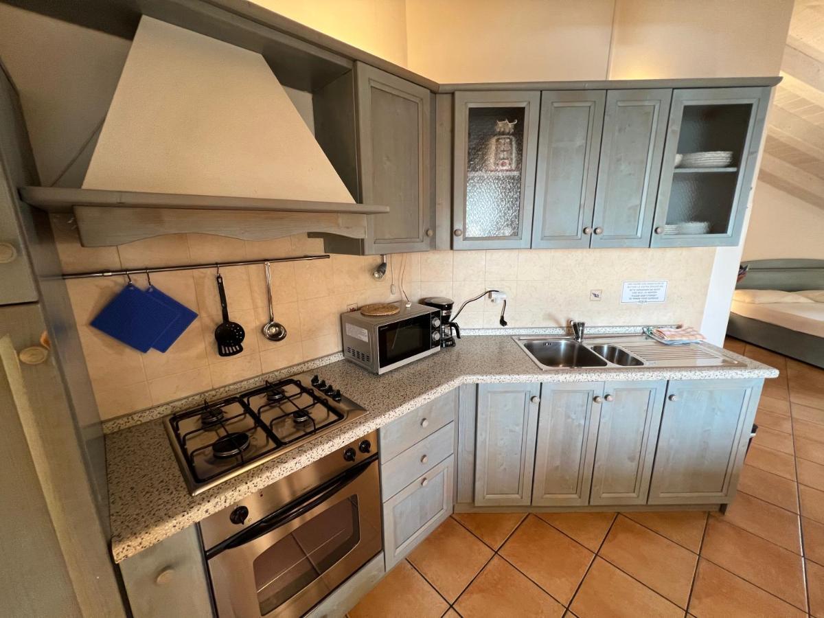 Studio Apartments Baia Azzurra 7 Torbole Sul Garda Bagian luar foto